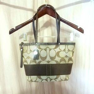 ❌SOLD❌Signature Coach purse